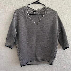 Uniqlo Black &‎ White Dolman Top Size XS